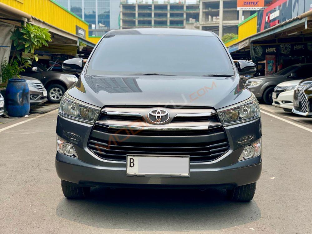 Mobil Toyota Kijang Innova 2017