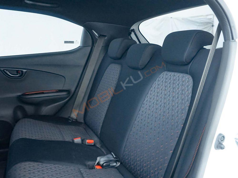 Mobil Honda Brio 2022