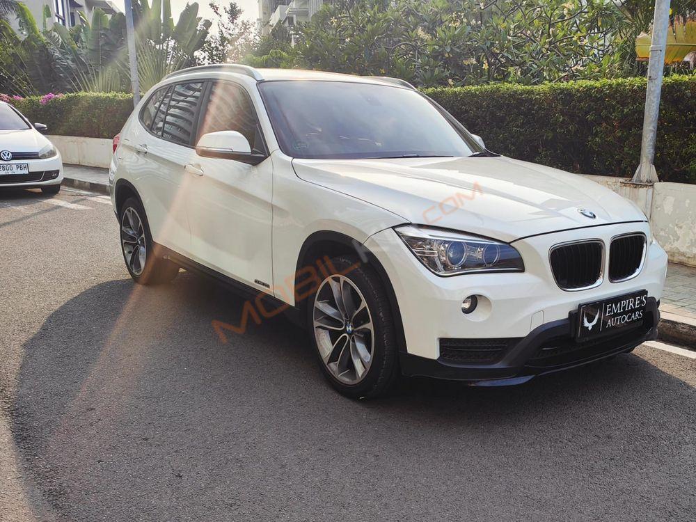Mobil BMW X1 2015