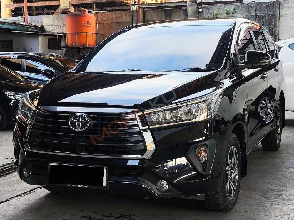 Mobil Toyota Kijang Innova 2022