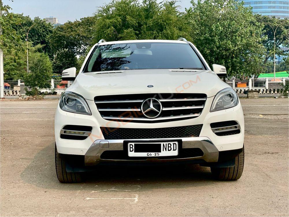 Mobil Mercedes-Benz ML 2015