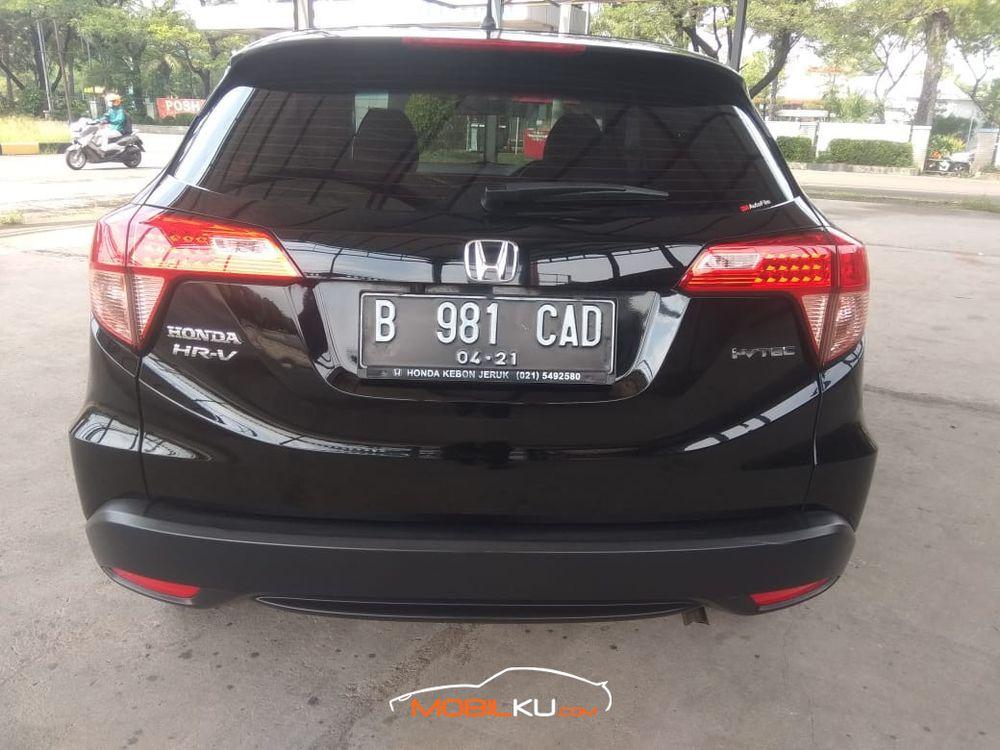 Mobil Honda HR-V 2016