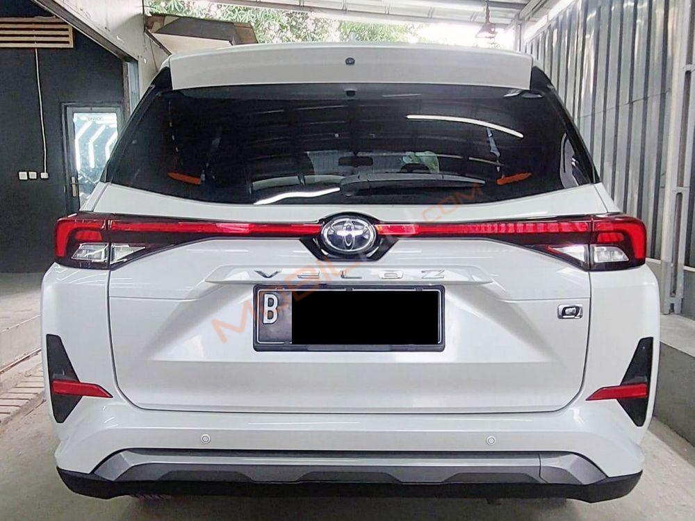 Mobil Toyota Veloz 2022