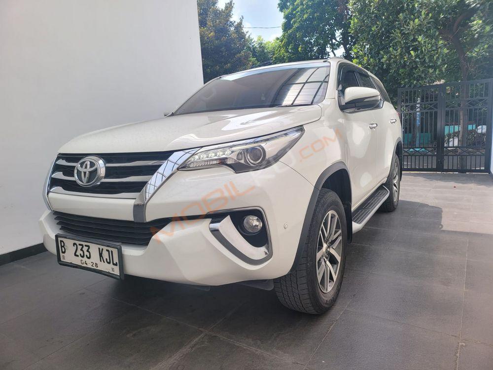 Mobil Toyota Fortuner 2018