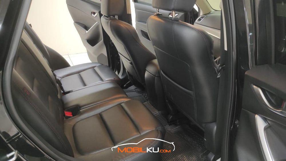 Mobil Mazda CX-5 2017