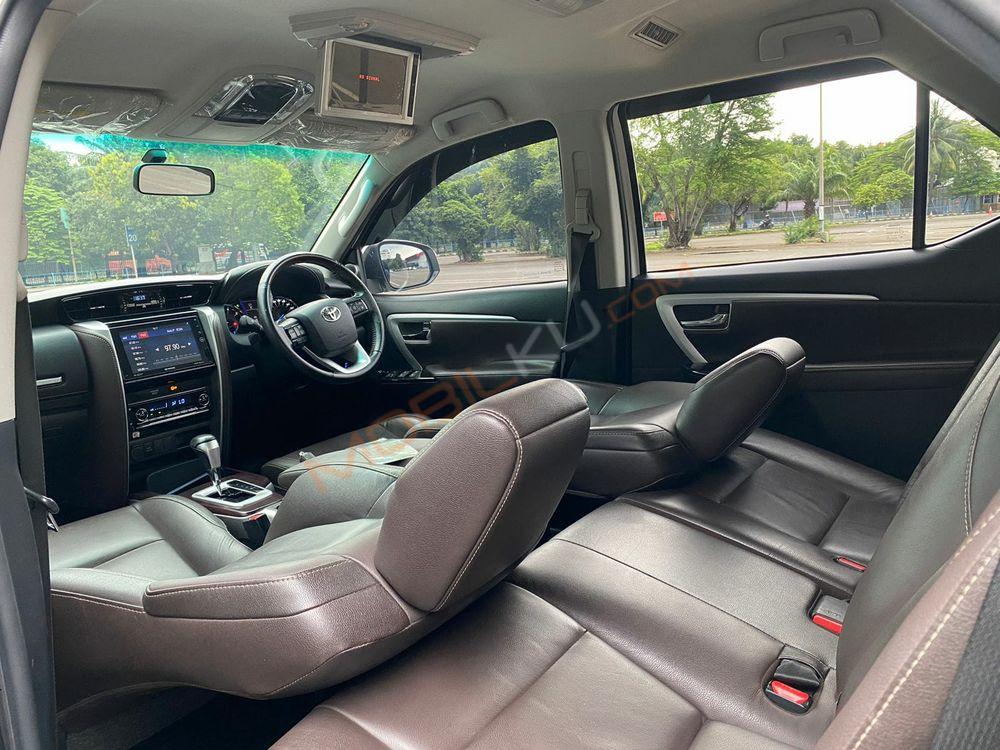 Mobil Toyota Fortuner 2016