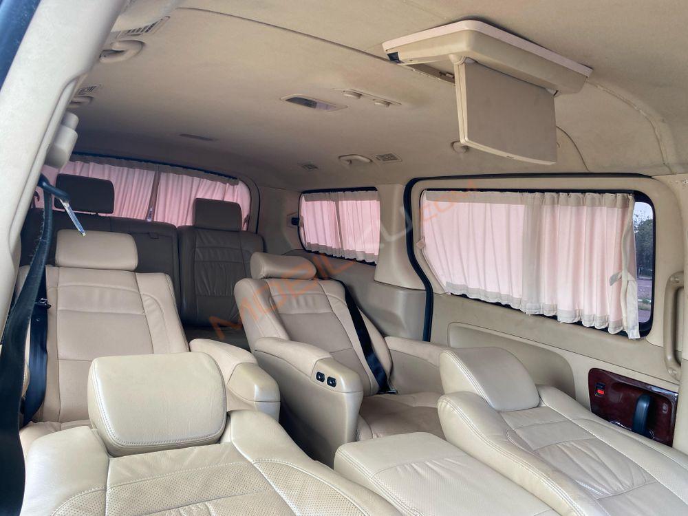 Mobil Hyundai H-1 2015