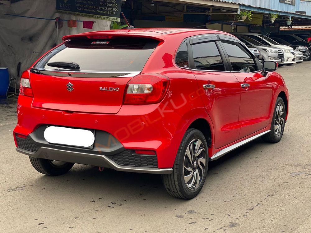 Mobil Suzuki Baleno 2019
