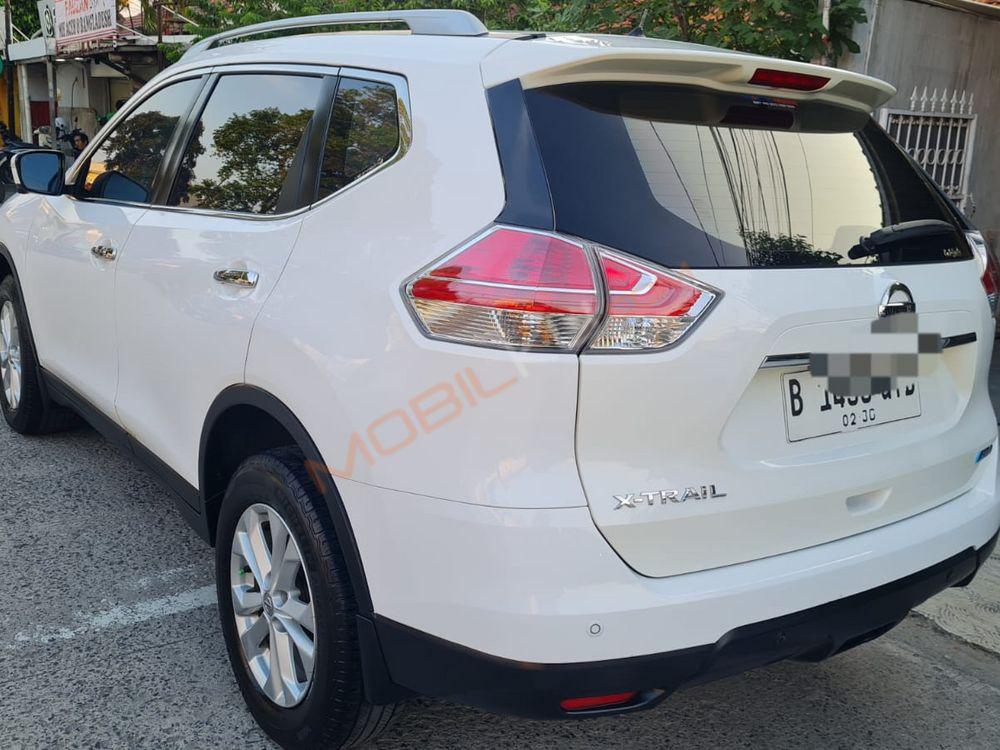 Mobil Nissan X-Trail 2014