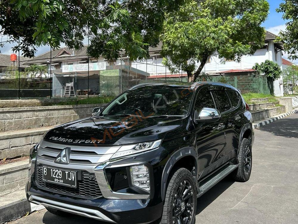Mobil Mitsubishi Pajero Sport 2021