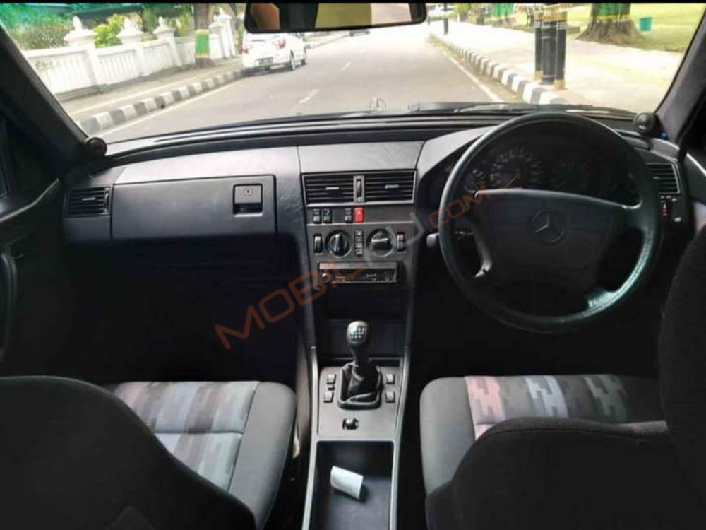 Mobil Mercedes-Benz C-Class 1997