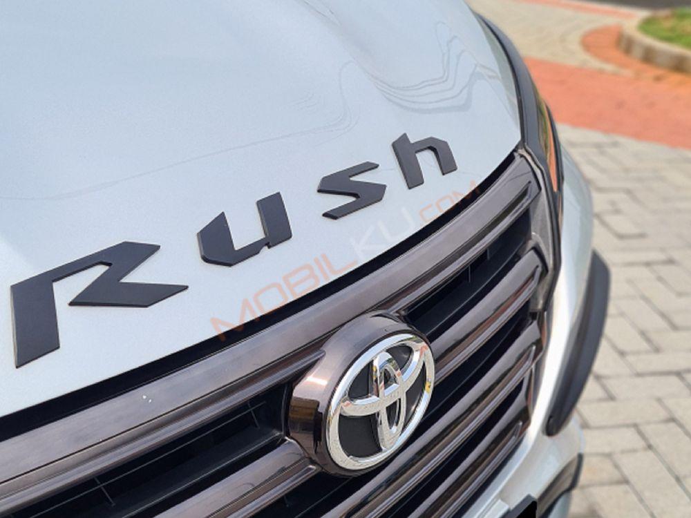 Mobil Toyota Rush 2019