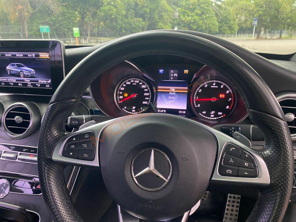 Mobil Mercedes-Benz C-Class 2016