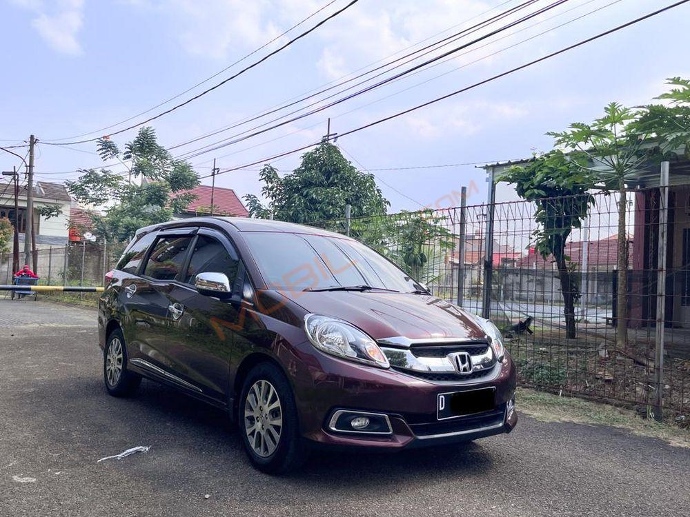 Mobil Honda Mobilio 2014