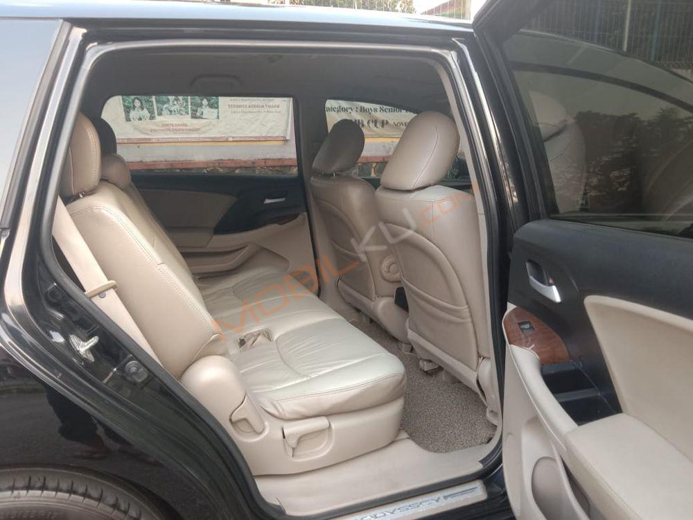 Mobil Honda Odyssey 2017