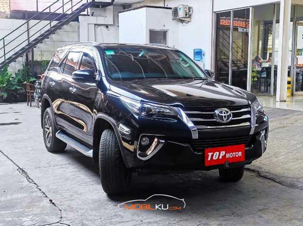 Mobil Toyota Fortuner 2017