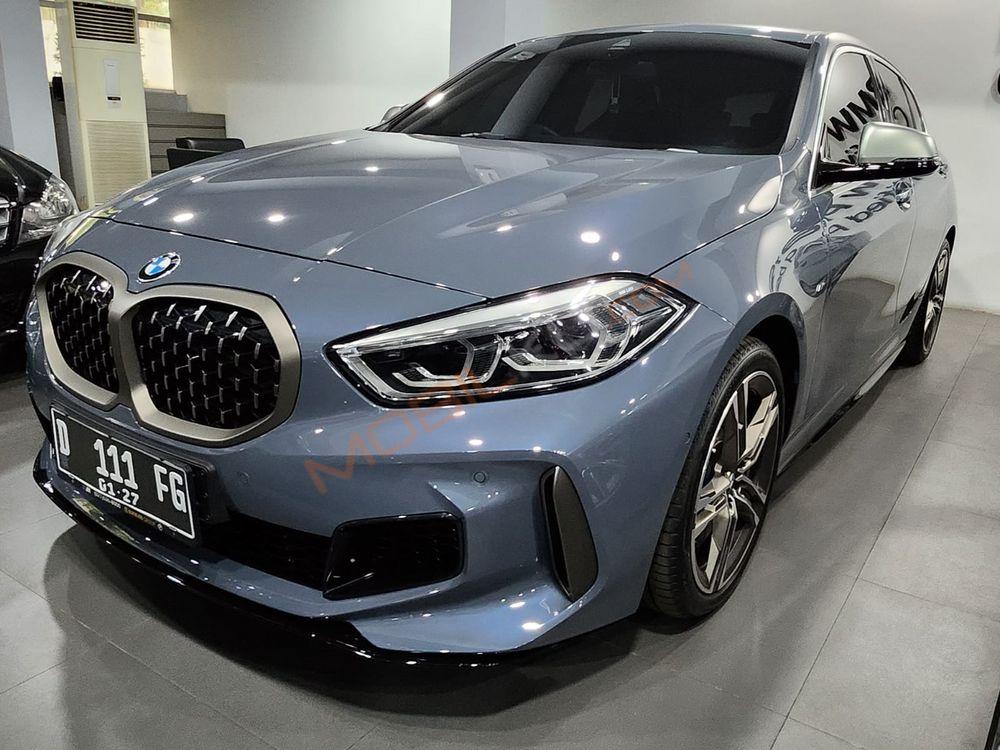 Mobil BMW 1 Series 2021