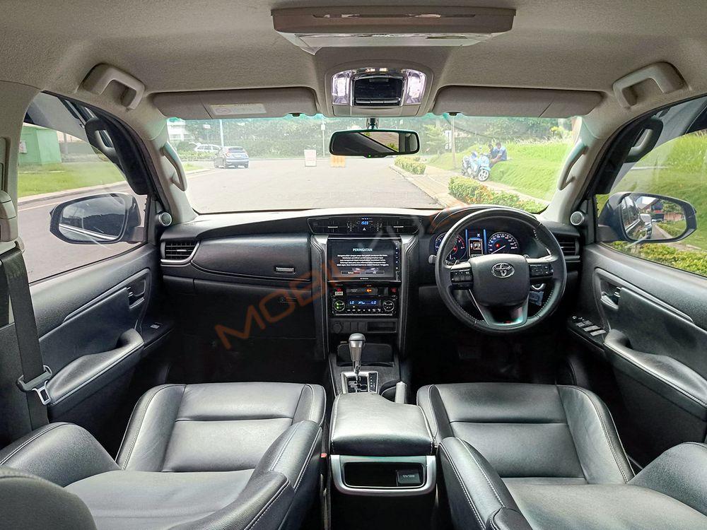 Mobil Toyota Fortuner 2021