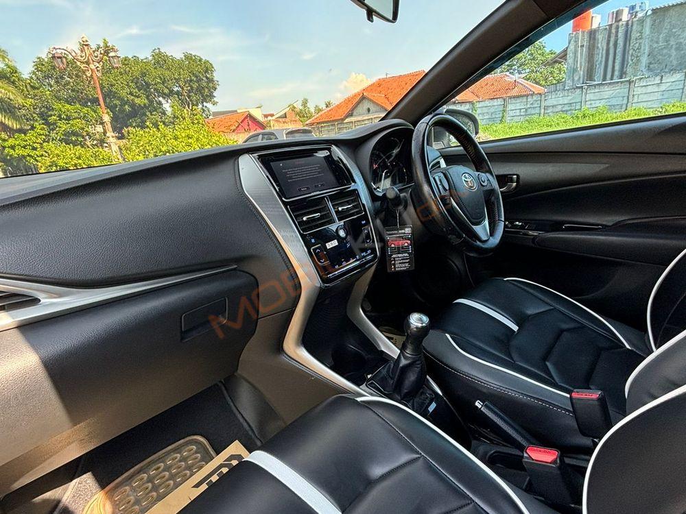 Mobil Toyota Yaris 2018