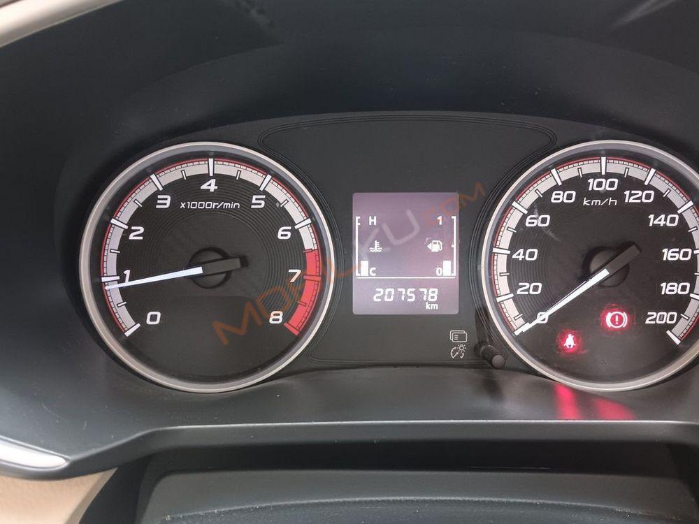 Mobil Mitsubishi Xpander 2017