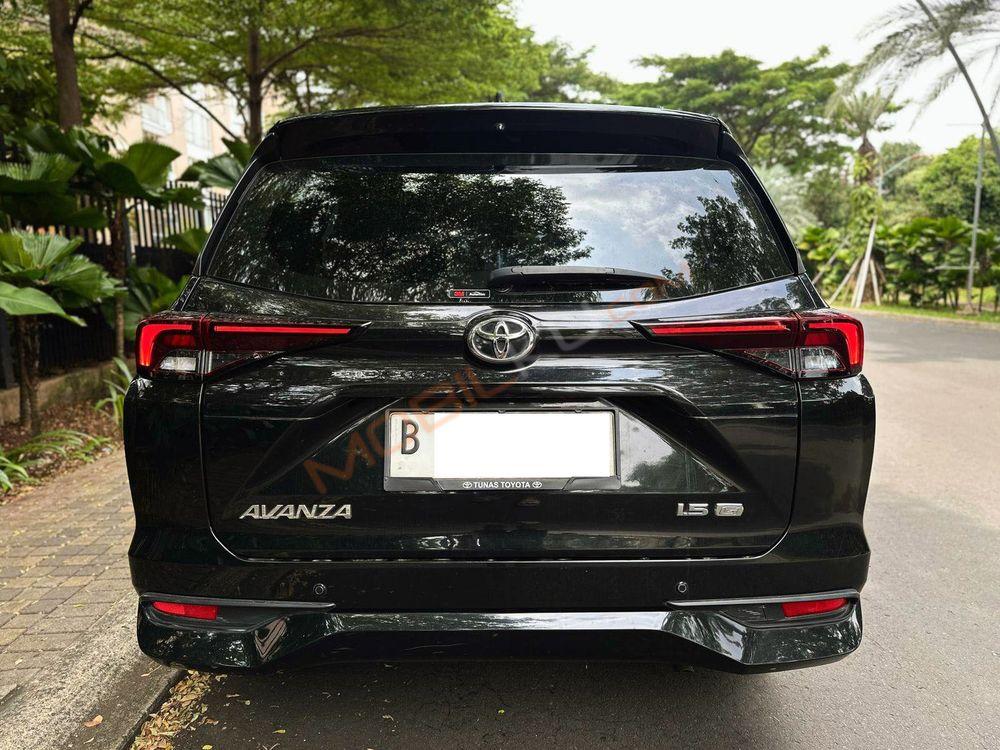 Mobil Toyota Avanza 2023