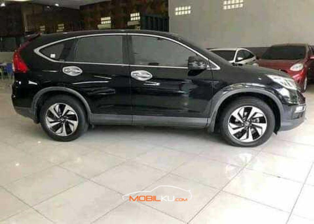 Mobil Honda CR-V 2020