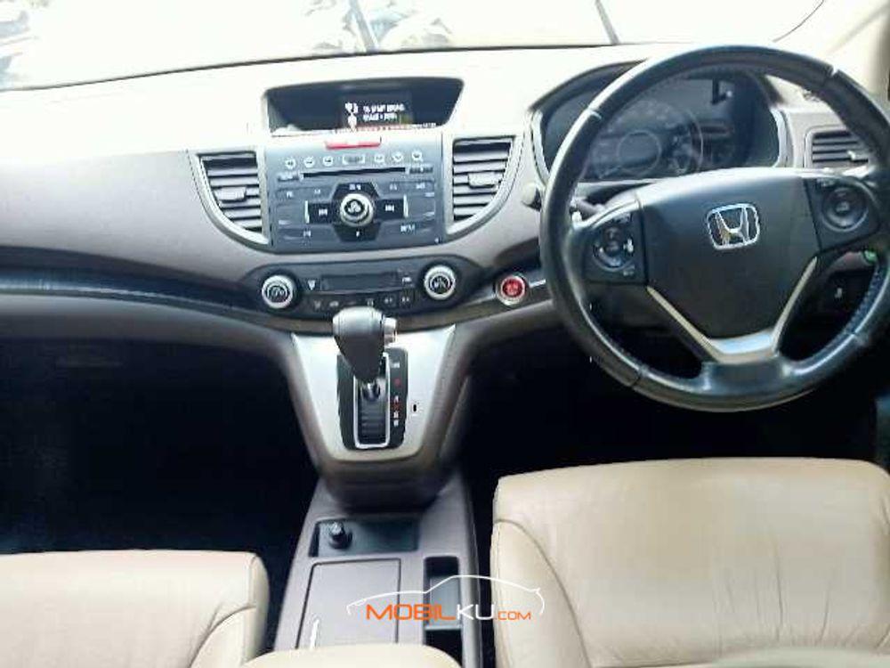 Mobil Honda CR-V 2013