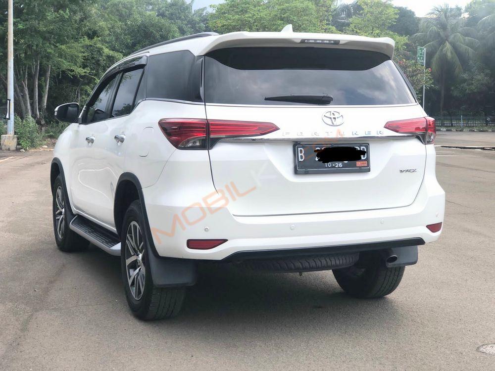 Mobil Toyota Fortuner 2016