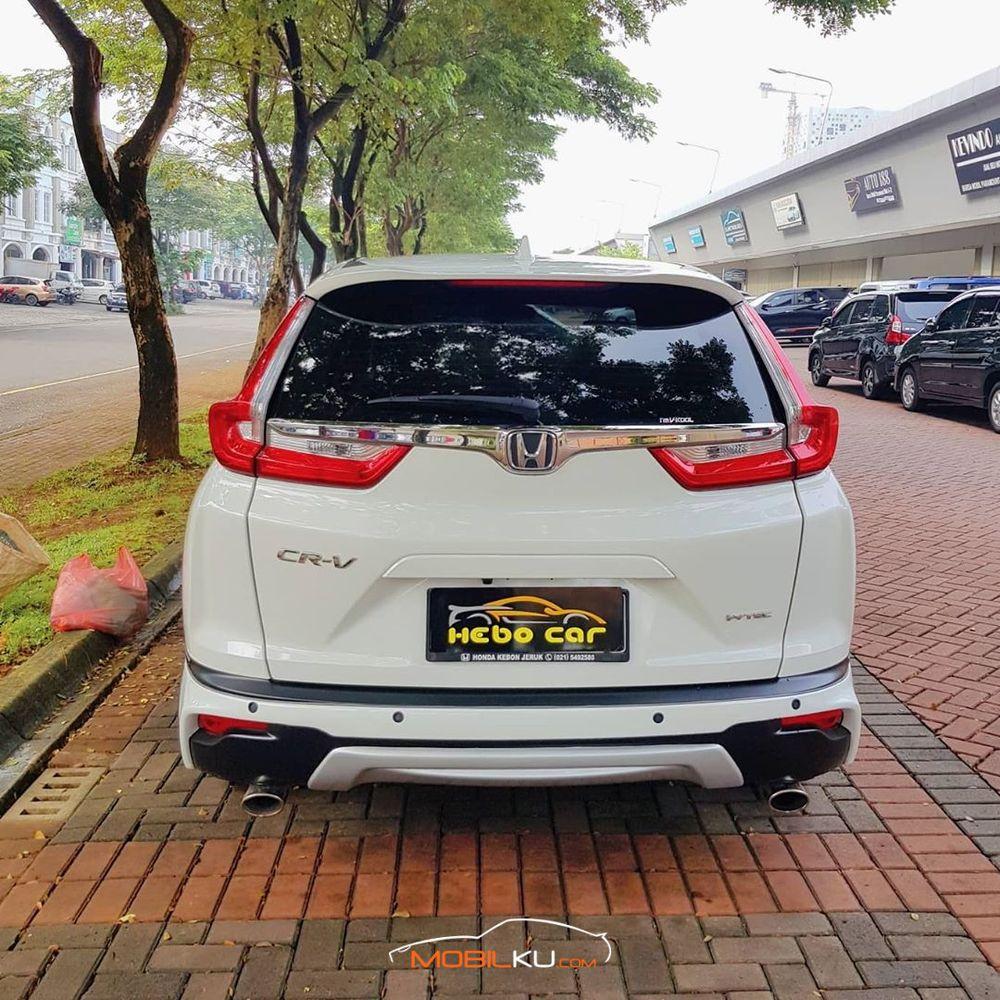 Mobil Honda CR-V 2017