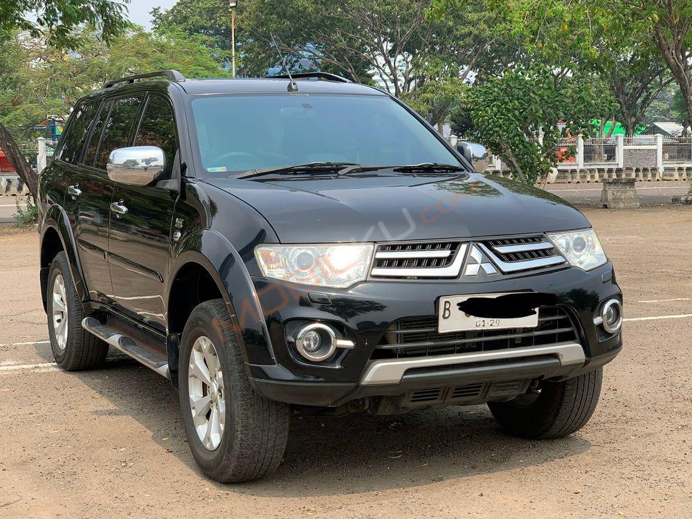 Mobil Mitsubishi Pajero Sport 2013