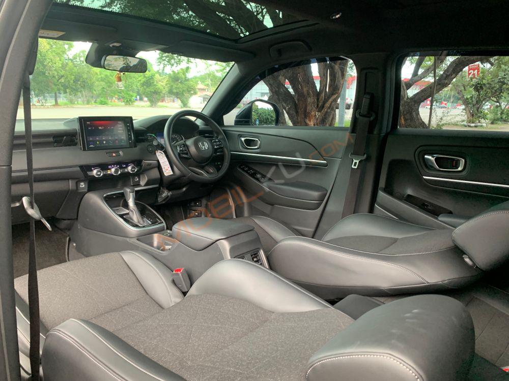 Mobil Honda HR-V 2023