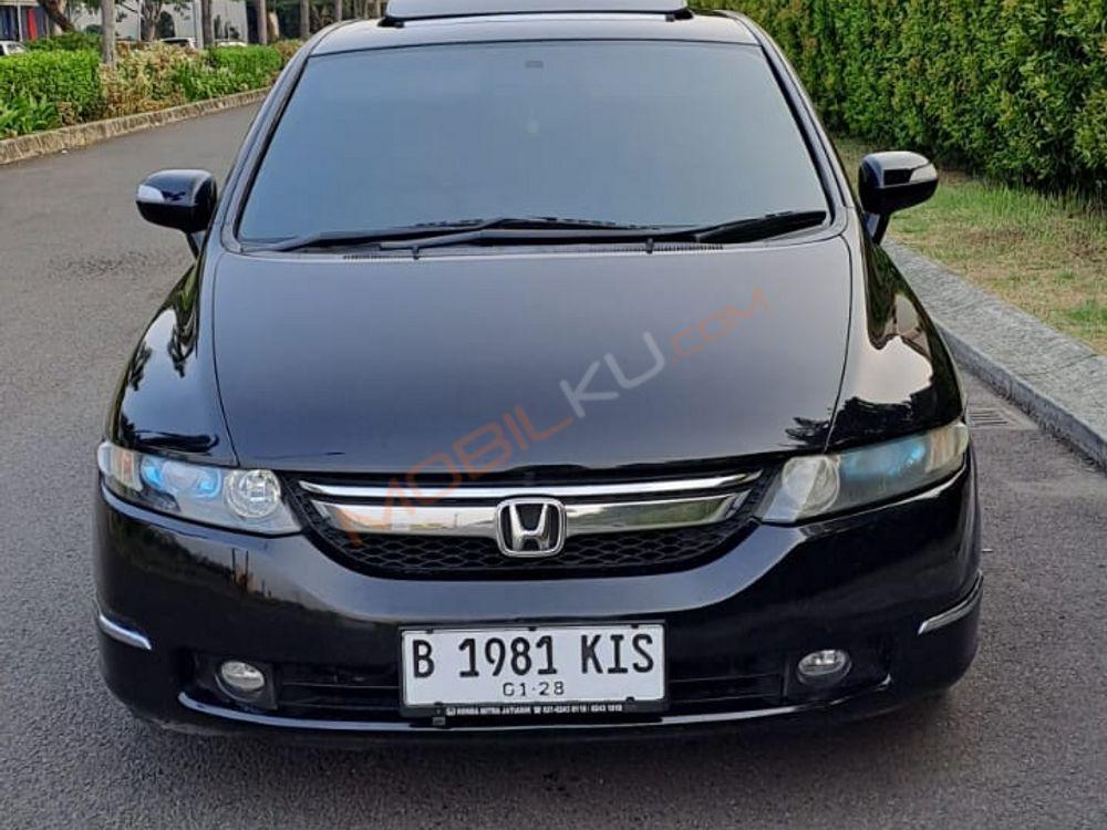 Mobil Honda Odyssey 2008