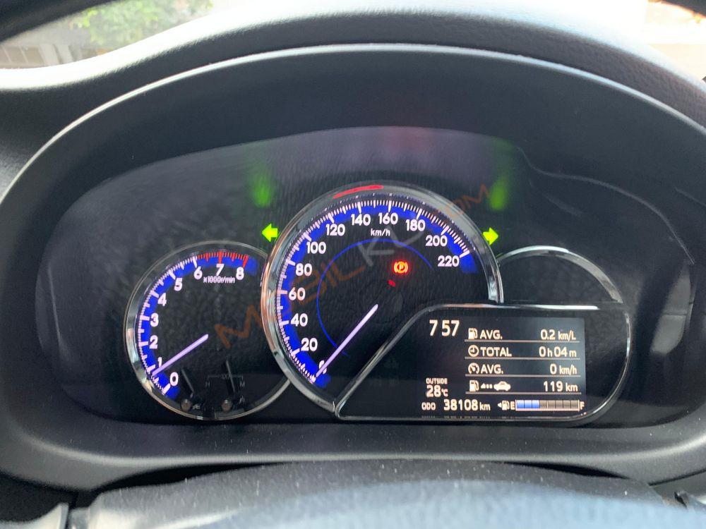 Mobil Toyota Yaris 2019