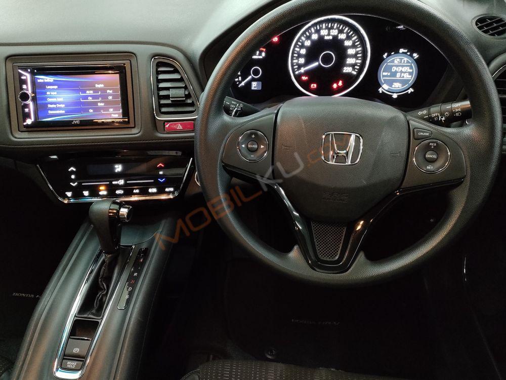 Mobil Honda HR-V 2016