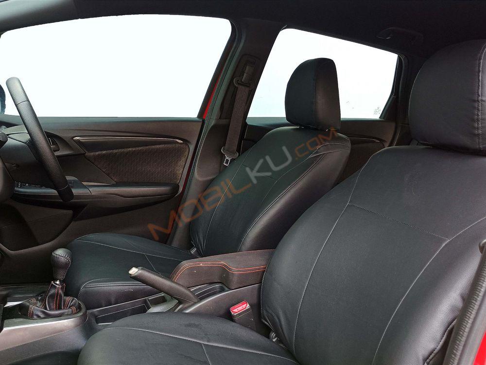 Mobil Honda Jazz 2019