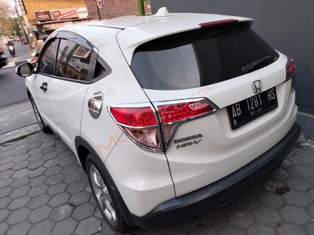 Mobil Honda HR-V 2015
