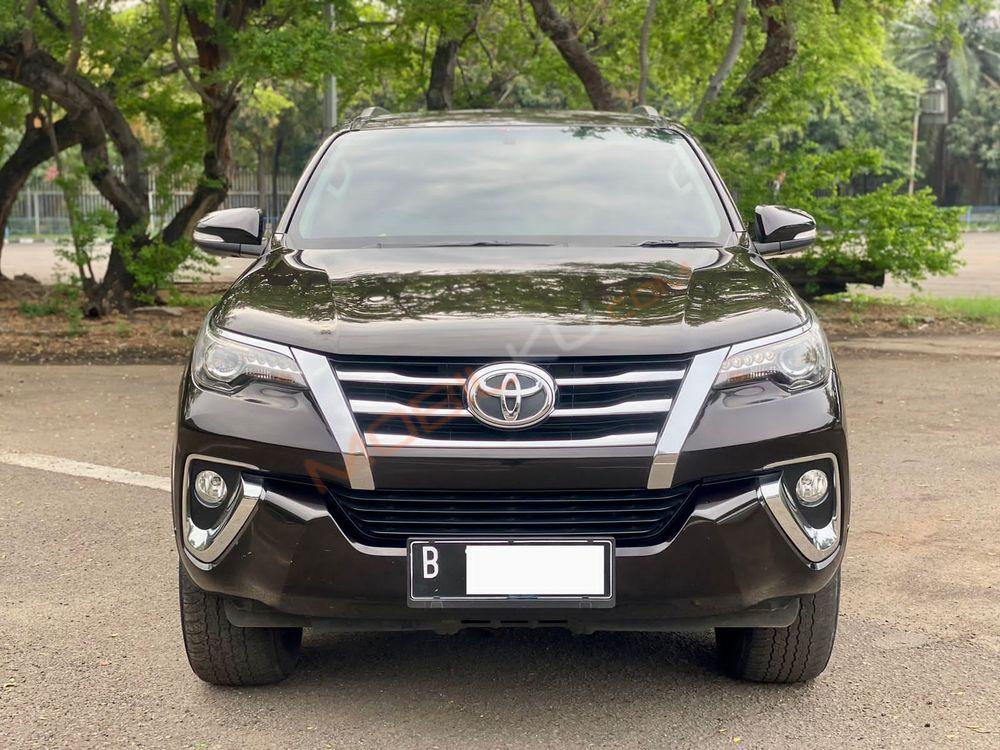 Mobil Toyota Fortuner 2016