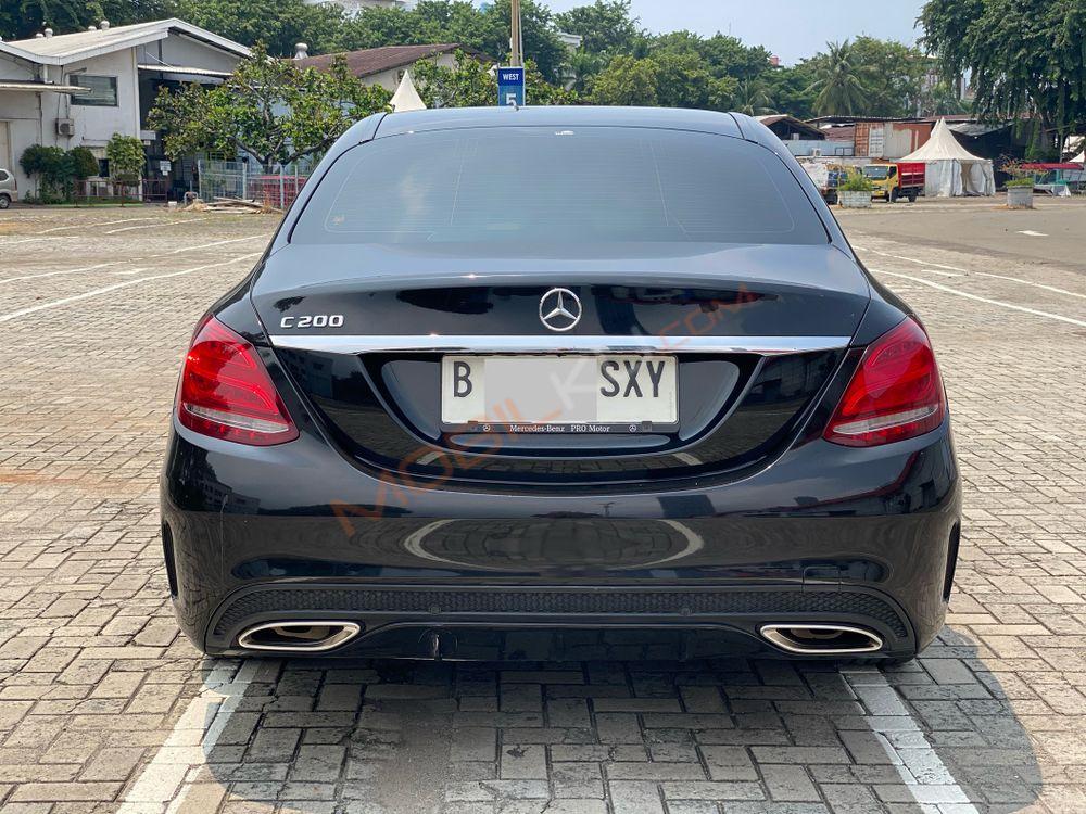 Mobil Mercedes-Benz C-Class 2018