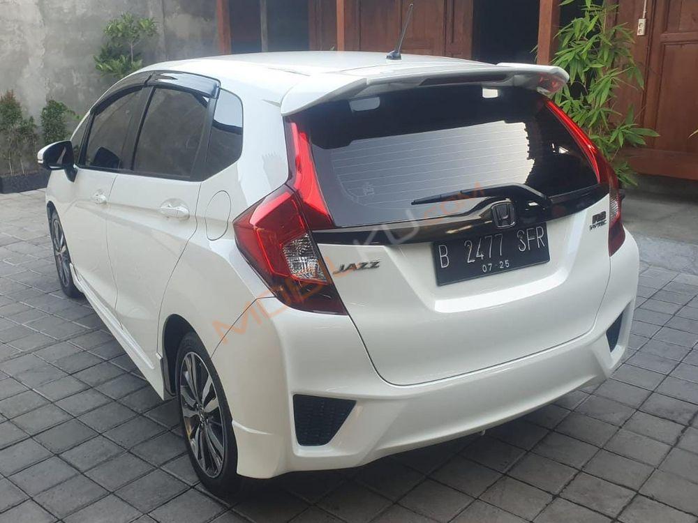 Mobil Honda Jazz 2015