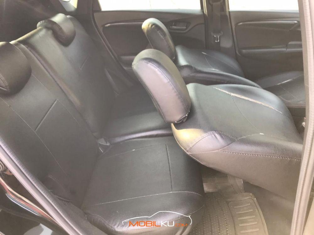 Mobil Honda Jazz 2018