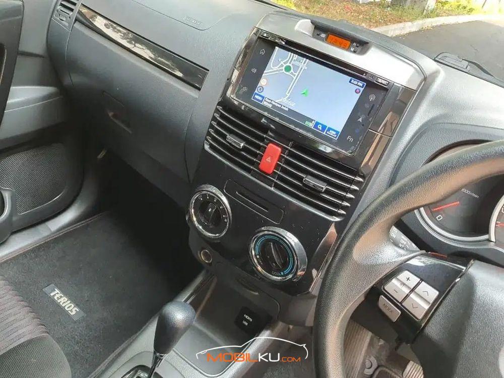 Mobil Daihatsu Terios 2016