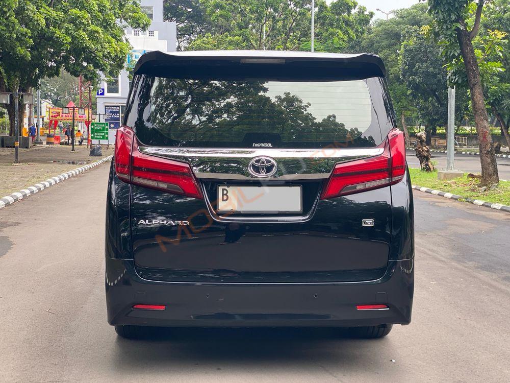 Mobil Toyota Alphard 2019