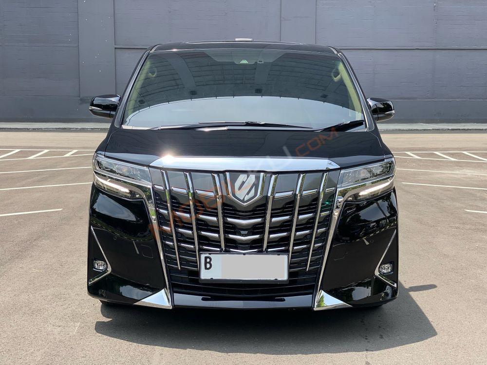 Mobil Toyota Alphard 2020