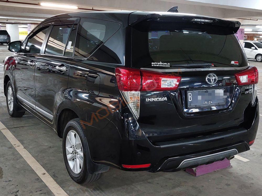 Mobil Toyota Kijang Innova 2019