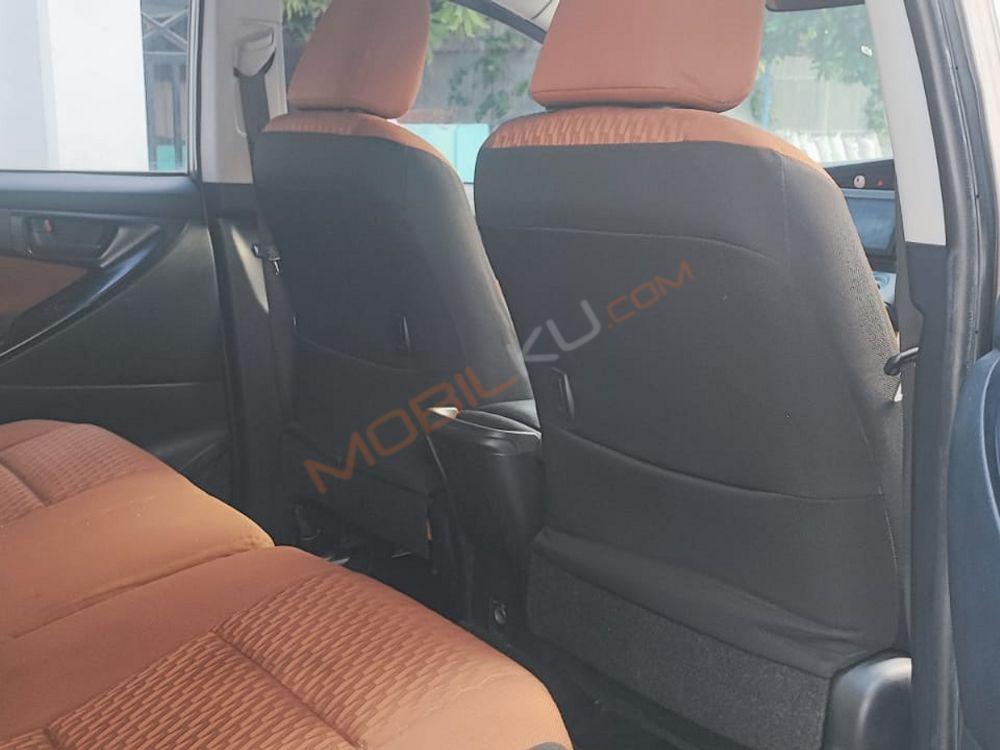 Mobil Toyota Kijang Innova 2017