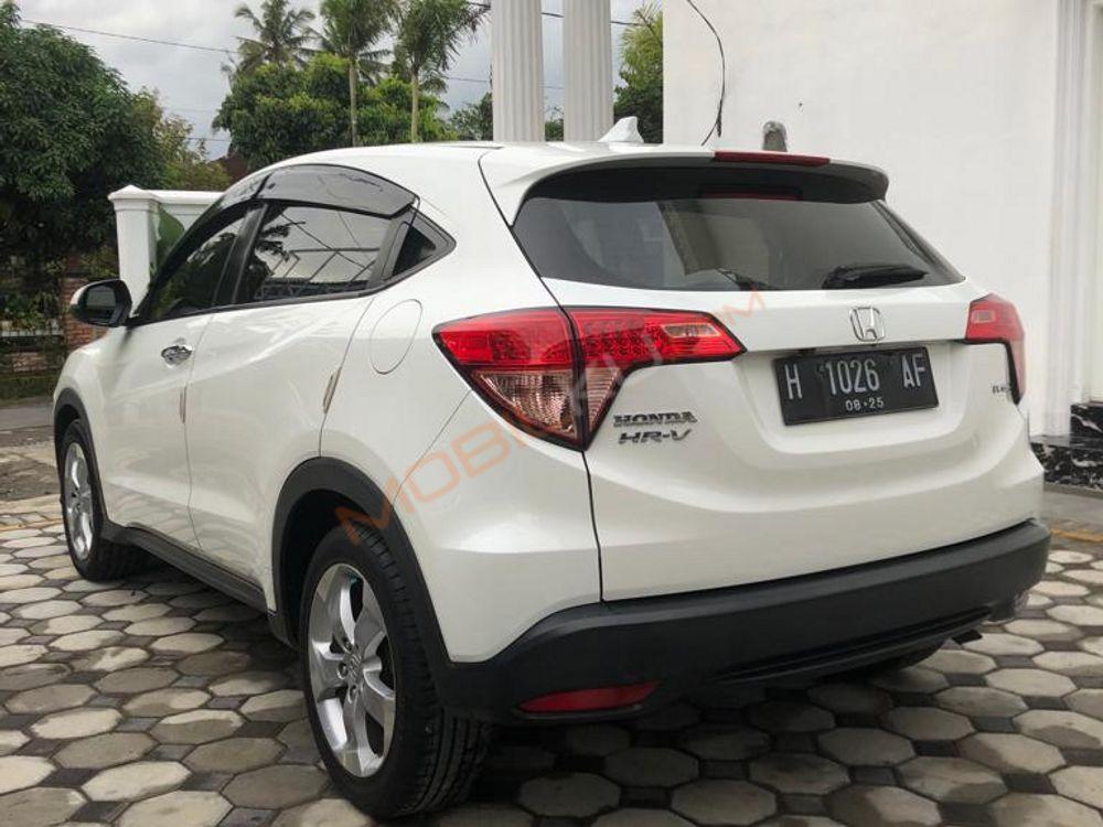 Mobil Honda HR-V 2015