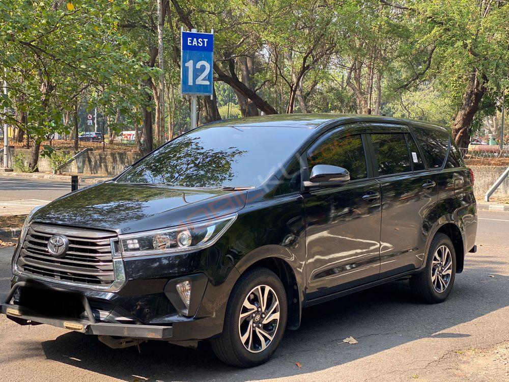 Mobil Toyota Kijang Innova 2021