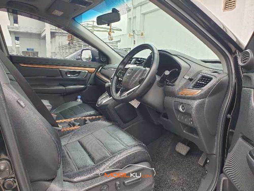 Mobil Honda CR-V 2017