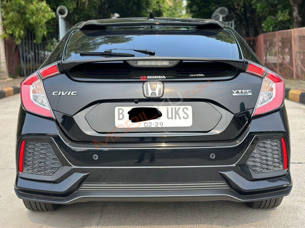 Mobil Honda Civic Hatchback 2018