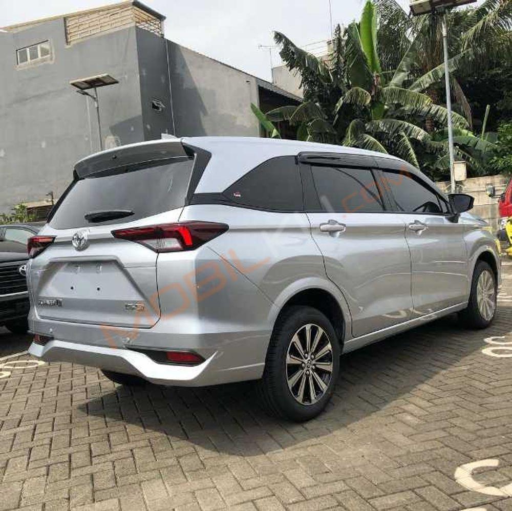 Mobil Toyota Avanza 2022